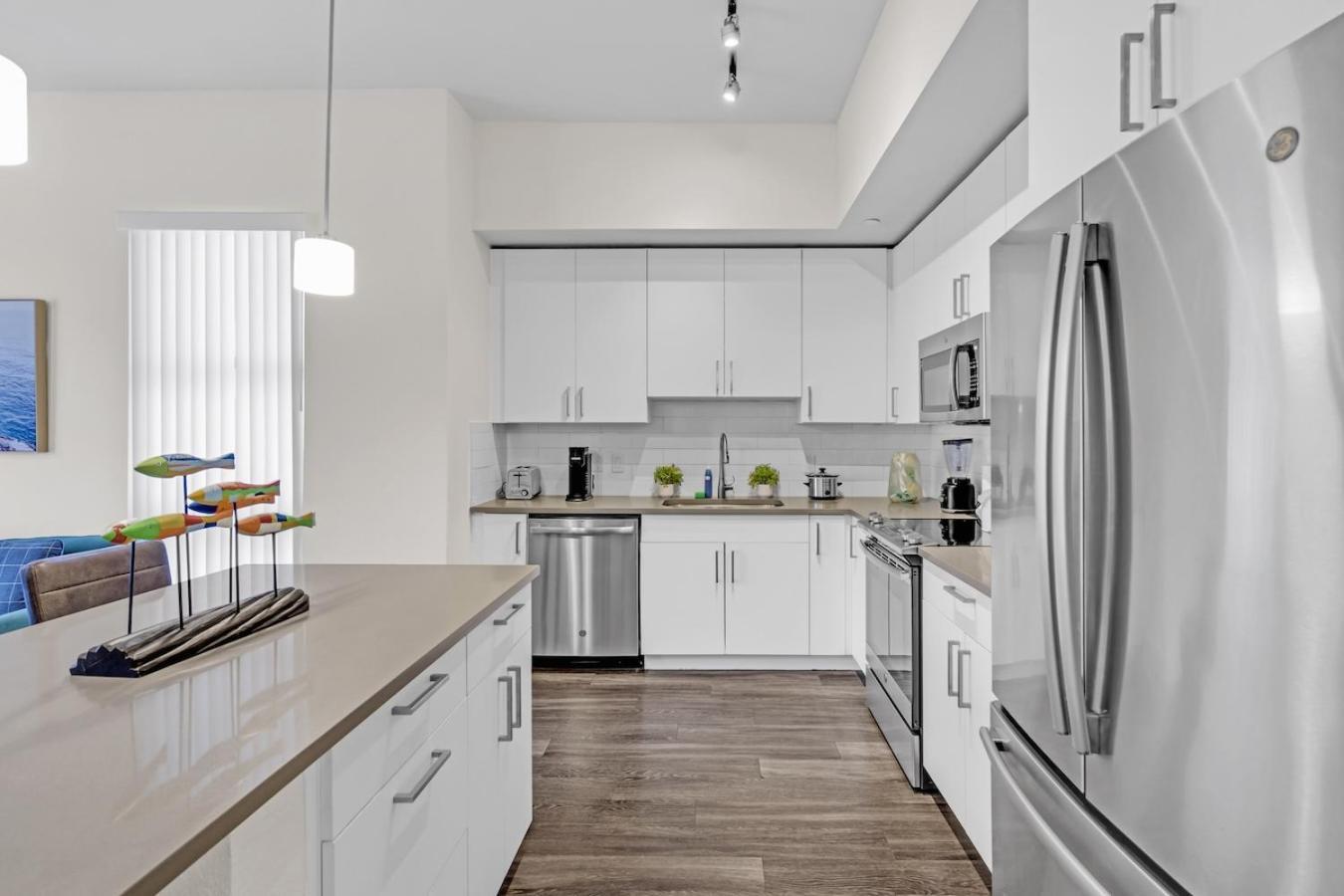 Bright And Airy 2 Bed On Biscayne Blvd With Free Park * Miami