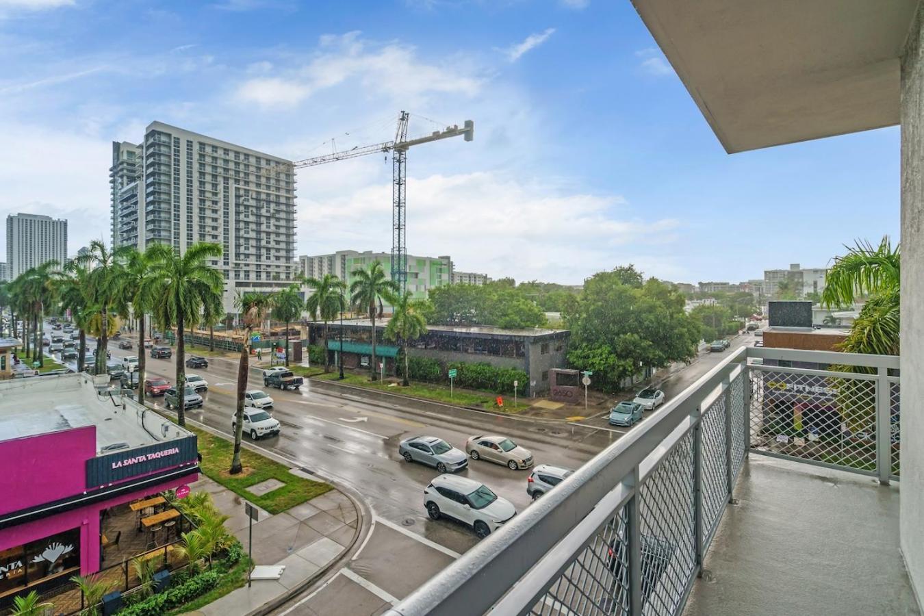 Apartment Bright And Airy 2 Bed On Biscayne Blvd With Free Park *