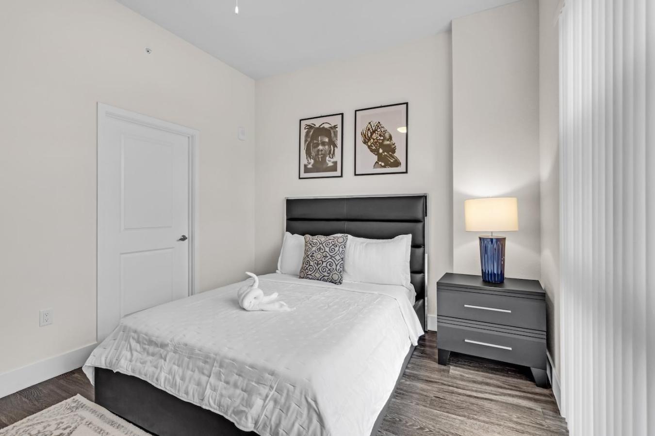 Bright And Airy 2 Bed On Biscayne Blvd With Free Park Apartment *